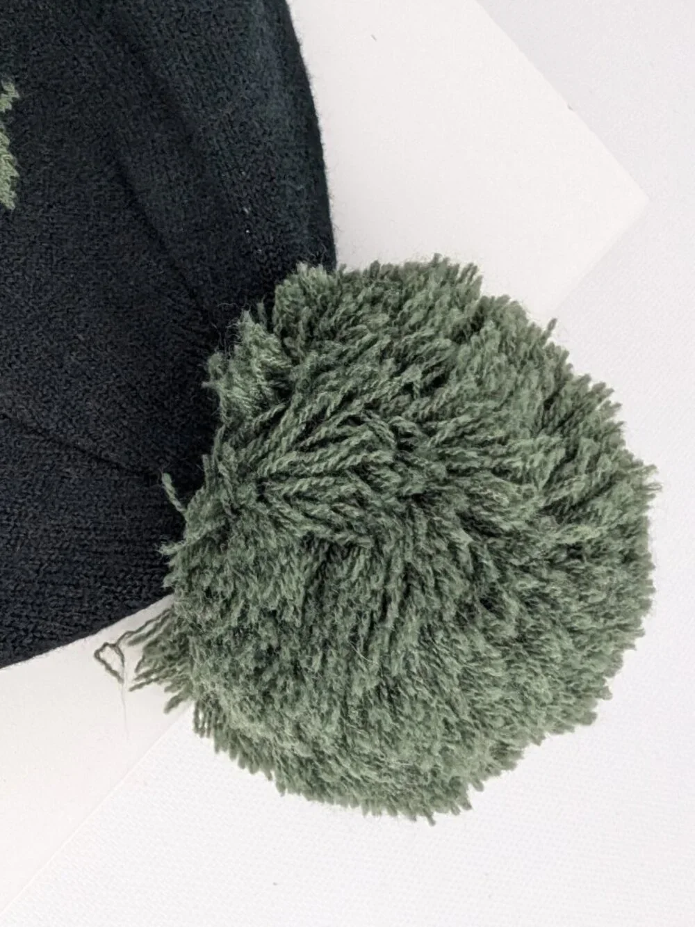 NEFF Mushroom Beanie Black with Green Pom Pom Cap Knit Hat Acrylic Unisex